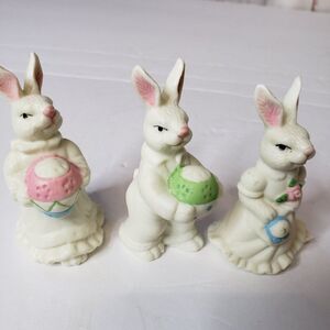 The Cutest Set of 3 White Porcelain Easter Rabbit Figurines 3" Bunny Trio
